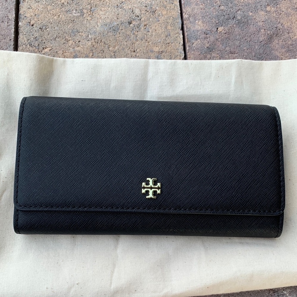 Tory Burch Robinson Flap Wallet Black